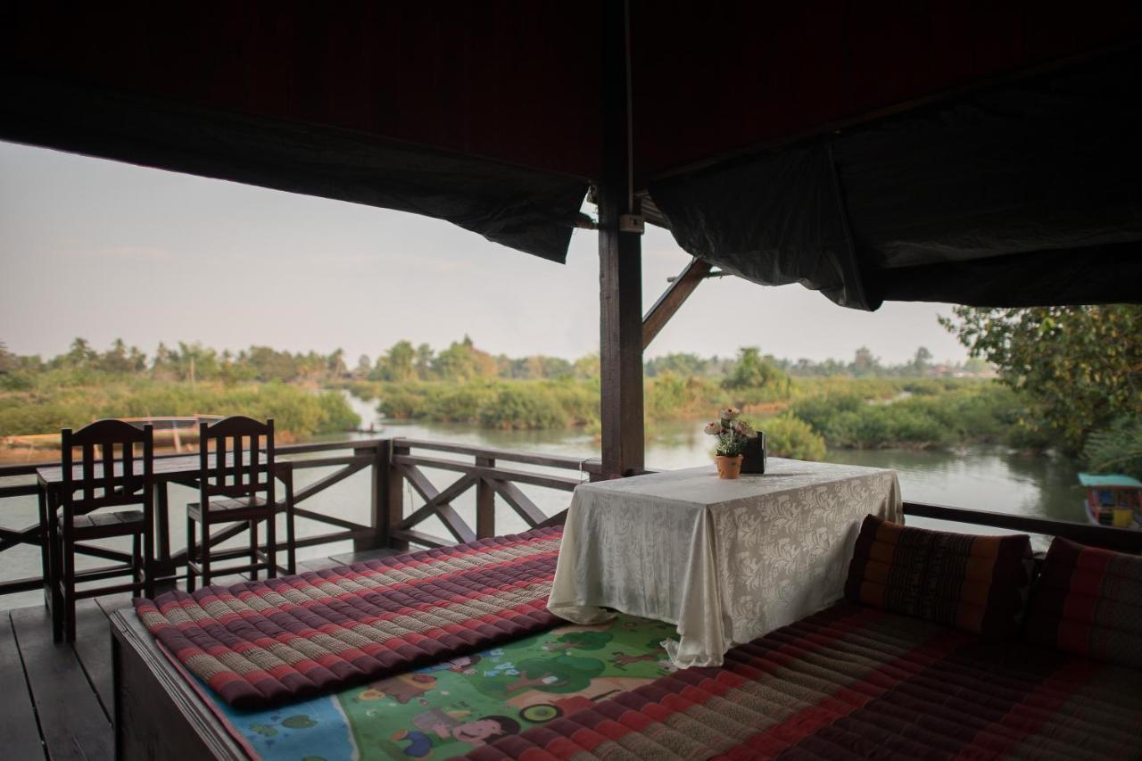 Chanhthida Guesthouse And The River Front Restaurant Ban Khon Exterior photo