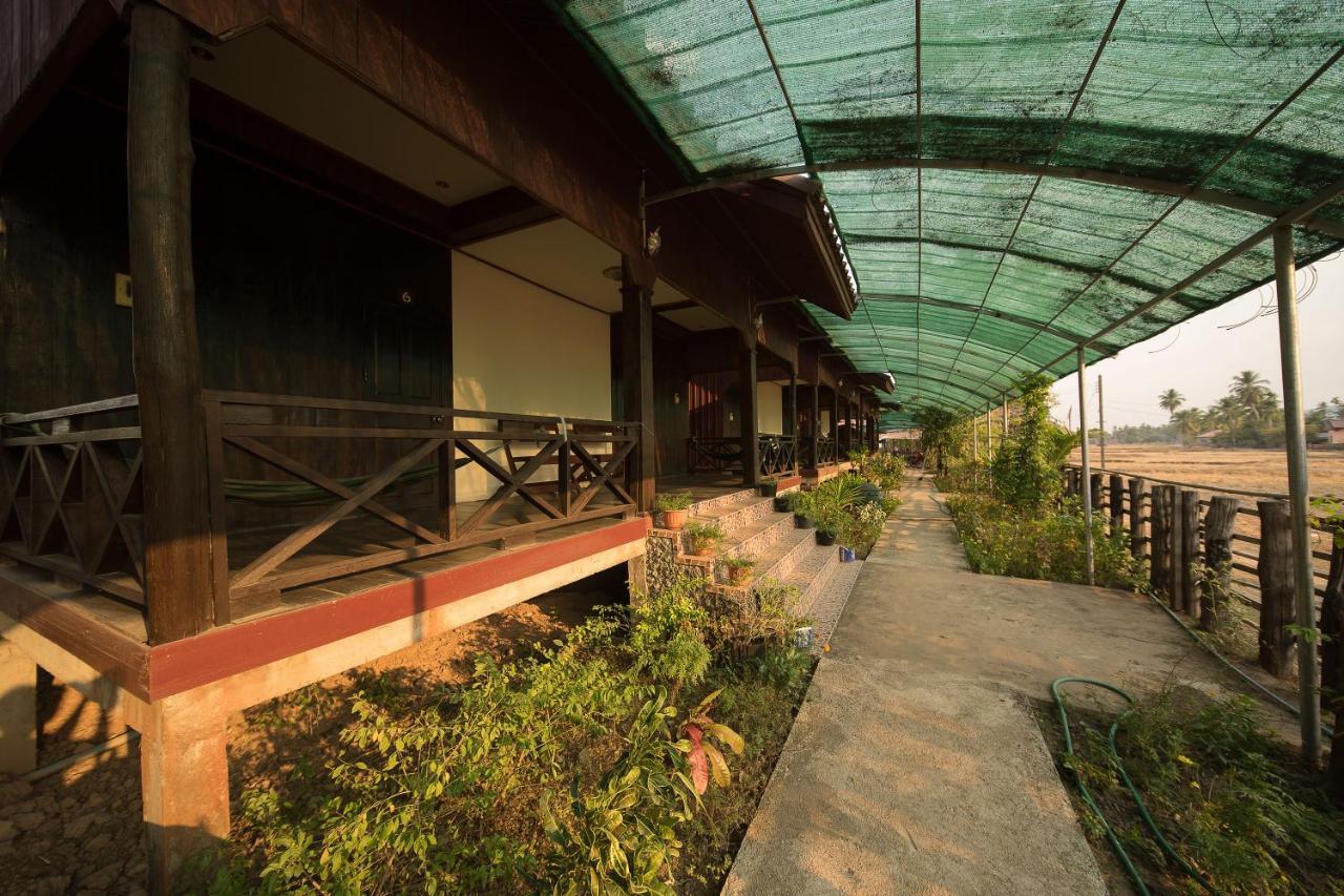 Chanhthida Guesthouse And The River Front Restaurant Ban Khon Exterior photo