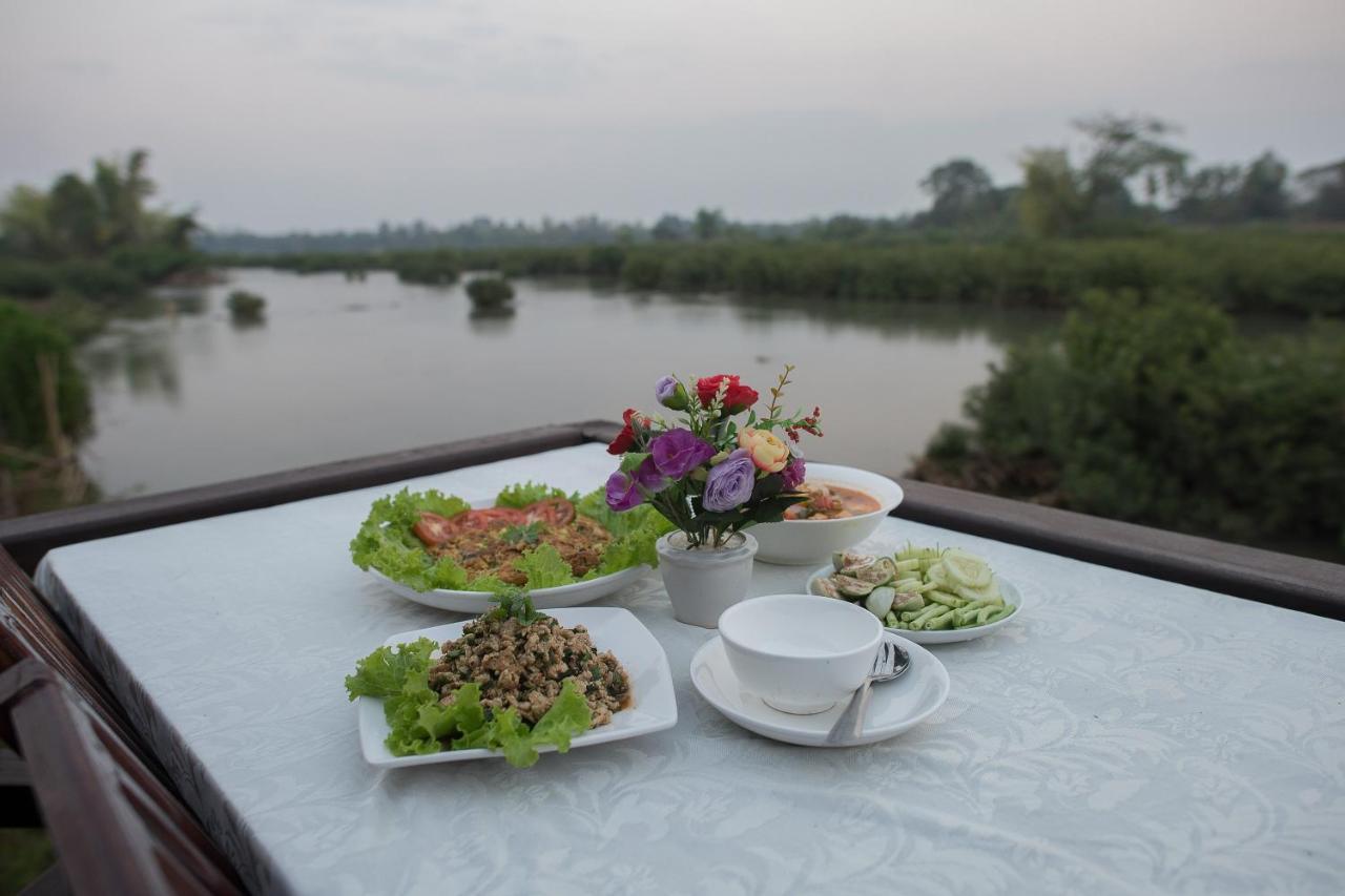 Chanhthida Guesthouse And The River Front Restaurant Ban Khon Exterior photo